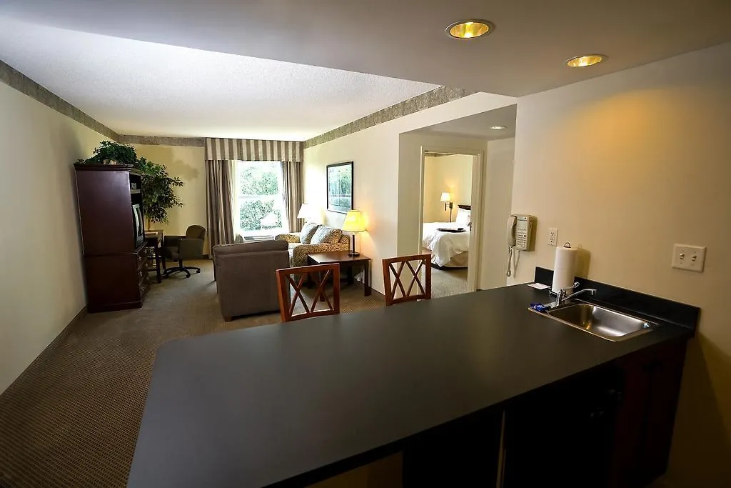 Hampton Inn & Suites Charlotte Arrowood Rd Hotel