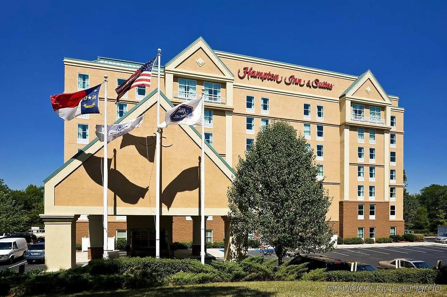 Hampton Inn & Suites Charlotte Arrowood Rd 3*,