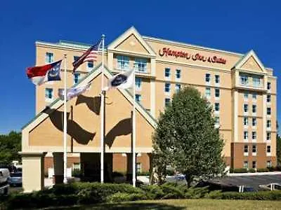Hampton Inn & Suites Charlotte Arrowood Rd
