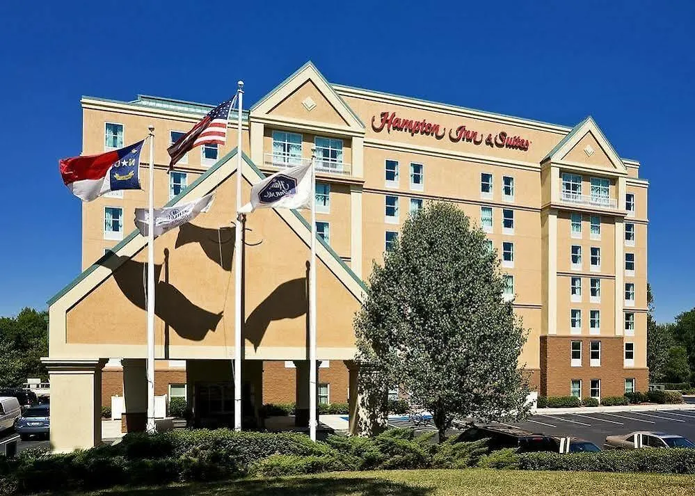 Hampton Inn & Suites Charlotte Arrowood Rd