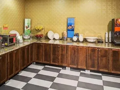 Hotel Hampton Inn & Suites Charlotte Arrowood Rd